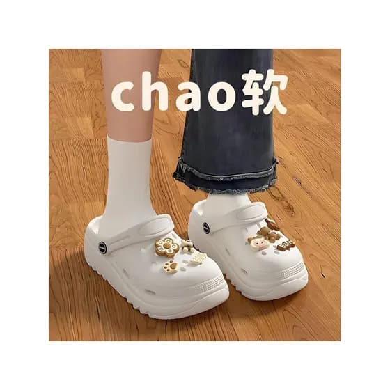 Verão buraco sapatos femininos chinelos de EVA respirável bonito dos desenhos animados Toe-coberto chinelos feminino cas
