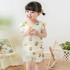 Meninas verão estilo fino gelo seda casa ar condicionado roupas crianças rendas colete Shorts pijamas bonito terno na mo