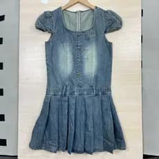 2026 verão novo estilo Retro estilo angustiado pescoço quadrado manga Puff A linha vestido jeans saia plissada