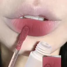 Tão suave!Batom Pseudo-Face de baixo saturado fosco lama labial não desbota copo antiaderente esmalte labial clareamento
