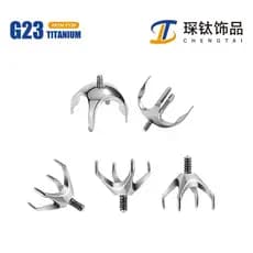 Base de brinco em liga de titânio F136 com quatro garras ocas, corte em forma de rosa, base em formato de tigela, brinco