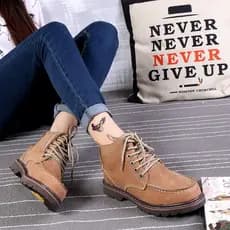Botas Martin de couro na moda botas de cavaleiro botas curtas de couro genuíno botas femininas ao ar livre botas gerais