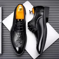 Sapatos masculinos de verão estilo britânico terno padrinhos padrão de crocodilo negócios Formal Wear Casual sapatos de