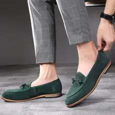 Britânico Retro Nubuck sapatos de couro masculino versão coreana couro genuíno Casual borla deslizamento em mocassins mo