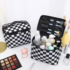 Bolsa de viagem xadrez preto e branco, bolsa de higiene pessoal à prova d'água, bolsa de maquiagem de grande capacidade,