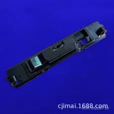 Suporte de câmera automotiva específica para Yaris 08-11, base fixa para gravação com luz de placa de licença.