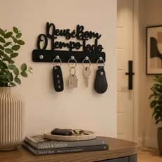 Porta Chaves de Parede Decorativo Multiuso em MDF 3mm Preto Deus é Bom o Tempo Todo Envio Imediato