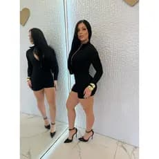Macaquinho Feminino Manga Longa Canelado Com Zíper Frontal Gola Polo Estilo Gringa Blogueira Macacão Curto