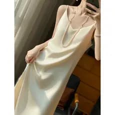 2025 verão novo estilo vestido de seda feminino amoreira seda com decote em V Suspender saia acetato cetim terno saia lo