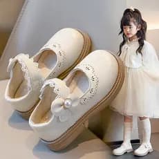 Meninas pequenos sapatos de couro 2026 novo estilo primavera outono sola macia crianças médias pequenas ervilhas sapatos