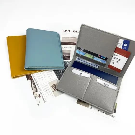 Couro multi-Slot para cartão multi-função titular do passaporte viagem passaporte capa protetora livro couro do plutônio