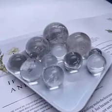 Bola de cristal branca Natural alta transparente sete estrelas matriz pequenas contas redondas entrada decoração de mesa