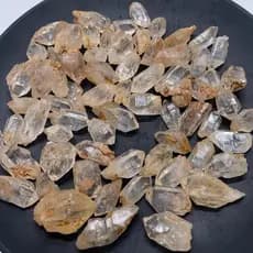 Lama vermelha Natural pequeno esqueleto água brilhante diamante cristal pedra áspera desmagnetização pedra diy ornamento