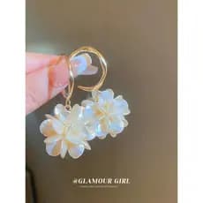 Agulha de prata pérola flor em forma de c brincos torcidos luz francesa luxo High-End brincos nicho influenciador mesmo