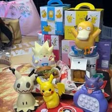 Zhuzhou Liying Trading Co., Ltd. [Produto genuíno Daigou] KFC KFC Co-Branded Pokémon Dia das Crianças Brinquedos Limitad