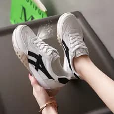 Tênis de malha feminino 2026 novo estilo verão leve absorção de choque tênis estudante respirável Casual Forrest Gump sa