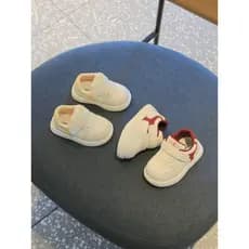 Primavera outono novo estilo do bebê da criança sapatos All-Match sapatos brancos meninos meninas tênis casuais Anti-des