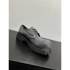Derby sapatos masculinos na moda nicho sapatos masculinos Mickey dedo do pé grande tênis casuais de sola grossa angustia