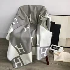 Moderno simples xale cobertor de ar condicionado H carta sofá cobertor escritório Nap cobertor imitação Cashmere toalha