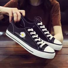 Sapatos masculinos na moda Kwon Jilong mesmo estilo pequena margarida sapatos de lona plana das mulheres dos homens malh