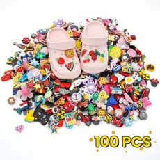 Kit com 100 Enfeites de PVC Charme para Crocs Pins Botons Aleatório Pronta Entrega