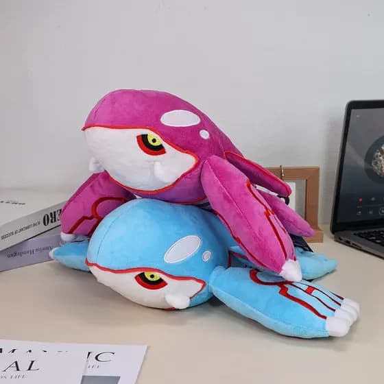 37cm Pokemon Anime Figura Brilhante Kyogre Brinquedos De Pelúcia Oceano Overlord Antigo Pokémon Boneca Segurar Travessei