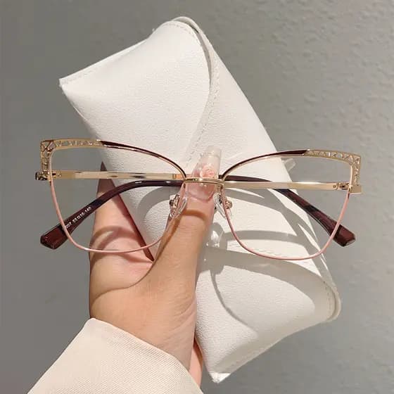 VisãoPerfeita óculos feminino quadrado
óculos feminino quadrado grande
óculos fashion
luz azul oculos
óculos de radiação