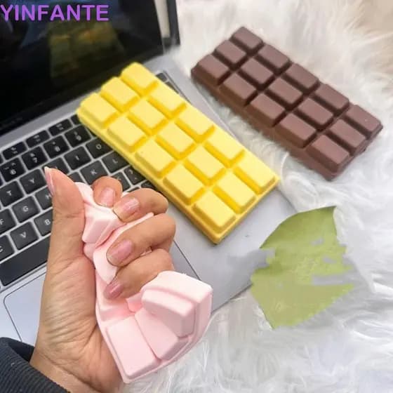 Brinquedo De Espremer Vara De Chocolate YINFANTEWN , Grande De Aperto Com Mão De Liberação Sensorial , 16.7 Cm
