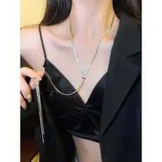 colar colar femenino Luz de luxo All-Match Super longo cobra osso corrente pulável titânio aço colar feminino nicho luz