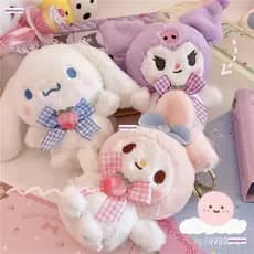 Brinquedos de pelúcia fofos da Sanrio, bonecos de pelúcia Kuromi, Hello Kitty, My Melody, Cinnamoroll, acessórios decora