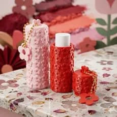 Porta Batom de Flores Chaveiro Organizador de Brilho Hidratante Labial Guarda Batons Gloss Maquiagem