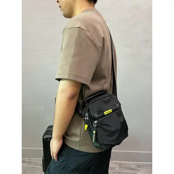 Hong Kong Street Wear bolsa de ombro masculina lazer ao ar livre saco do mensageiro à prova dwaterproof água náilon Mult