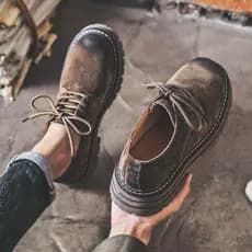 Sapatos masculinos verão 2026 novo estilo de couro genuíno Retro Martin botas masculinas de cano baixo macacão britânico