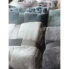Cobertor de flanela Coral quatro estações Universal cama uso cobertor de lã inverno engrossado único cobertor folha leit