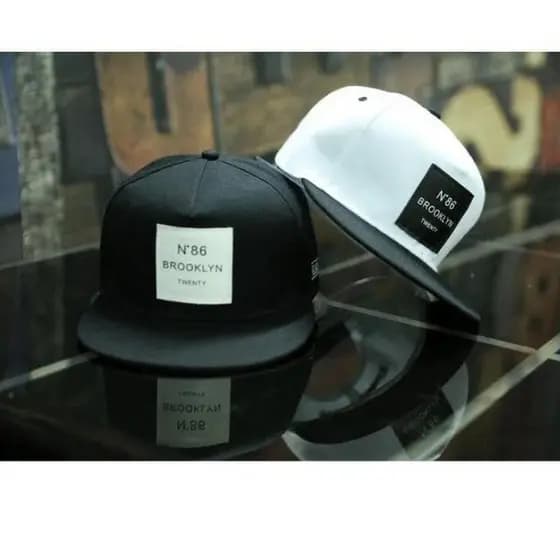 Boné de Moda Novo Boné de Beisebol Masculino e Feminino com Letras e Patches Sólidos Boné Hip Hop Boné de Couro para o S