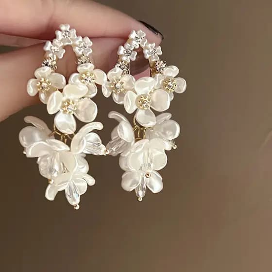 Super Fada Francesa Retro Flor Rhinestone Pérola Tassel Light Luxo High-End Brincos