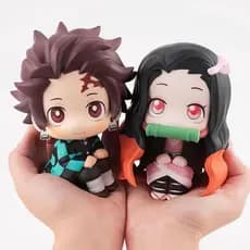 Demon slayer feito à mão versão Q sentado Tanjiro Yadouzi Anime modelo carro decoração boneca cápsula brinquedo