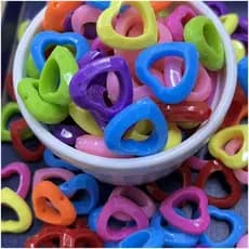65 Pçs Miçangas Infantis Passantes  De Coração 50g C2-8-5