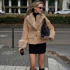 Tuularose Jaqueta Feminina de Camurça com Gola de Pele, Corte Sob Medida, Abotoamento Simples, Bolsos com Aba, Inverno,