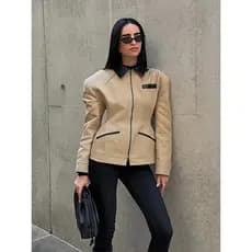 Jaqueta Curta Feminina de Couro Sintético - Casaco de Inverno com Bolsos e Gola - Visual Casual para o Dia a Dia - 2026