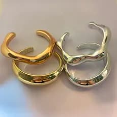 Bracelete Feminino Ajustável Ondulado e Oval Liso Prata ou Dourado