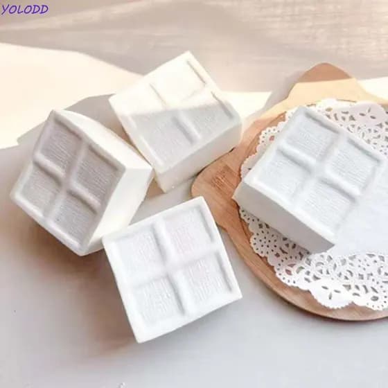 YOLODD Doufu Bread Fidgets Toys , Brinquedo De Apertar Quadrado Branco De Leite Criativo Super Macio , Relaxamento Manua