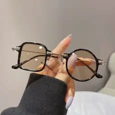 Moda Design Irregular Único E Moderna Moldura Quadrada Óculos De Sol Redondos Retro Homens Mulheres Transparentes Myopia