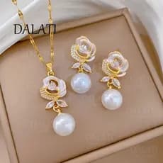 DALATI Palace Style Flower Set Lindo colar de diamantes completo feminino All-Match clavícula corrente de aço de titânio