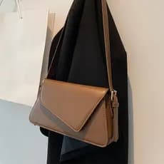 Primavera verão pequena bolsa feminina 2025 novo estilo na moda All-Match saco do mensageiro deste ano Popular High-End
