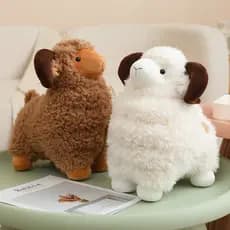 Brinquedo De Ovelha De Pelúcia Fofo Branco Pele Sintética Recheado Chifre De Ram Em Pé Bonito Quarto Infantil Decoração