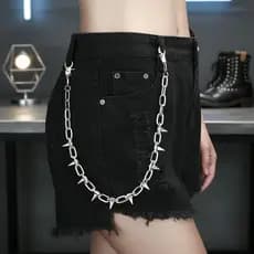 Corrente de Cintura Unissex Moderna com Tachas Punk e Elos Pontiagudos