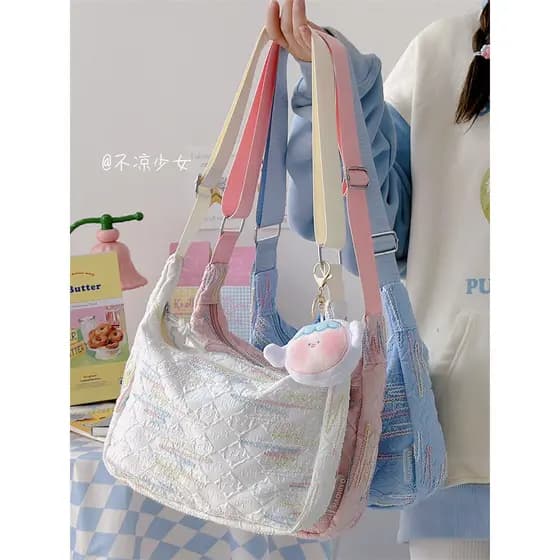 Bonito pequeno fresco arco-íris plissado saco do mensageiro japonês ins leve nicho bolinho saco Mori menina Commuter sac