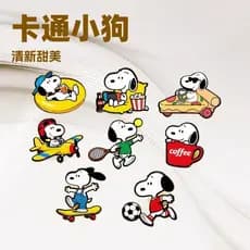 Acessórios decorativos e fofos de cachorrinhos, pins de liga para bolsas, pins de moda para homens e mulheres, emblemas