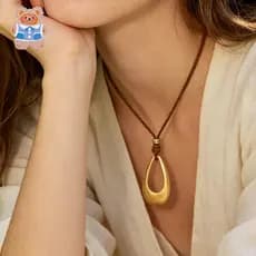Pingente Geométrico Em Forma De Lágrima , Design Moderno De Joias U , Colar De Declaração Estética Maltada